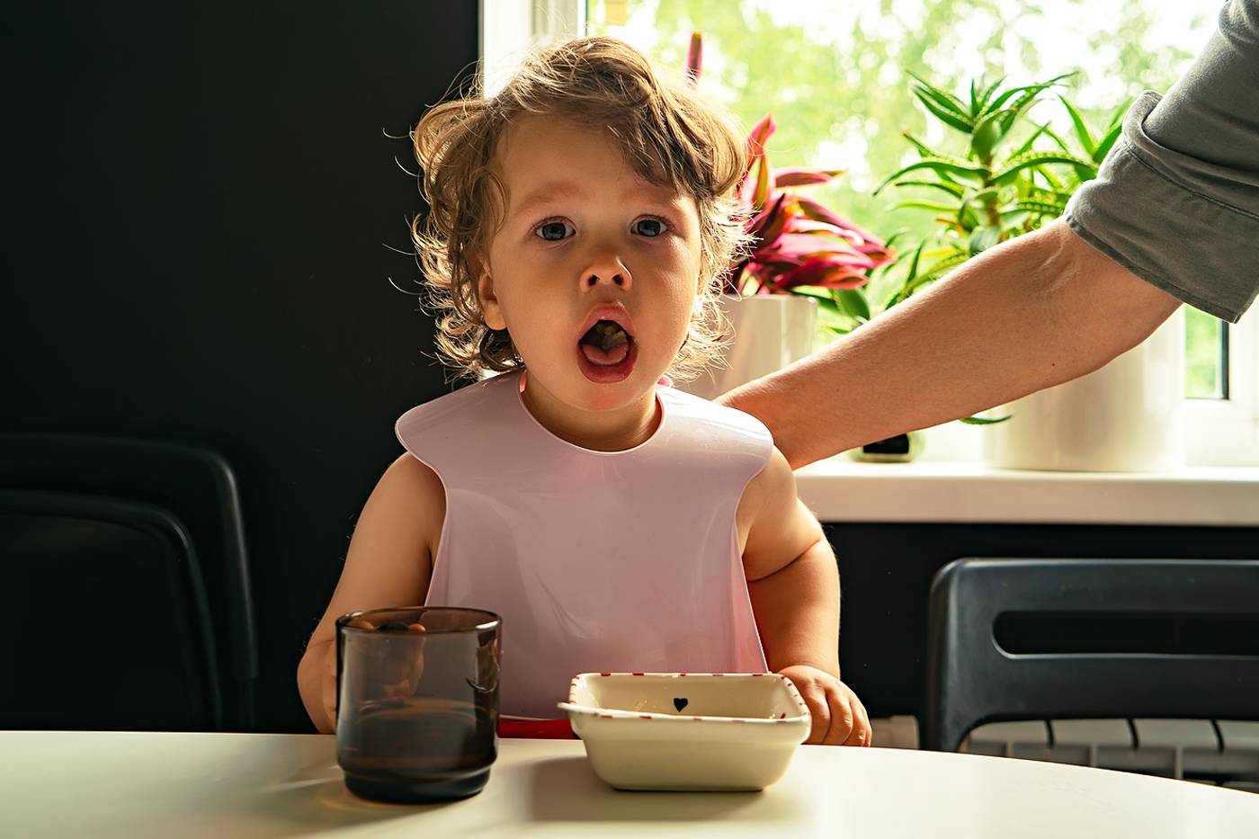 Choking First Aid: How to Help a Choking Child – Happiest Baby