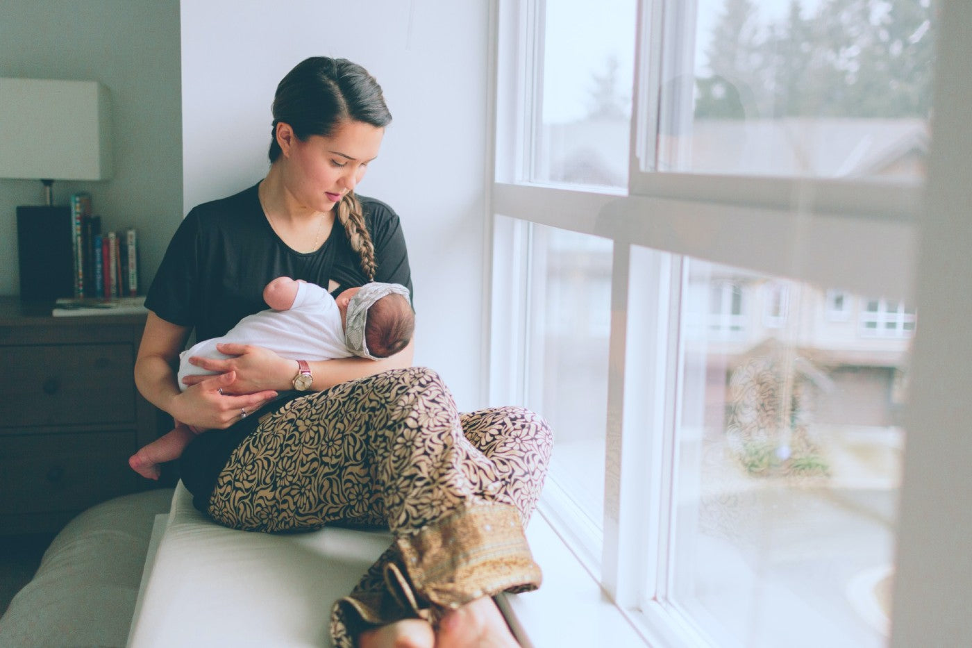 How To Stop Breastfeeding While Keeping Yourself & Baby Happy - Motherly