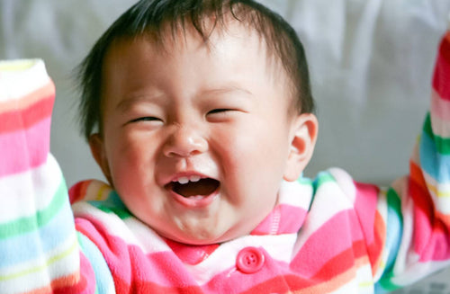 Teething Schedule: When Do Babies Get Their First Tooth…and Beyond!