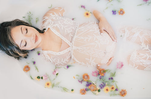 23 Creative Maternity Photoshoot Ideas