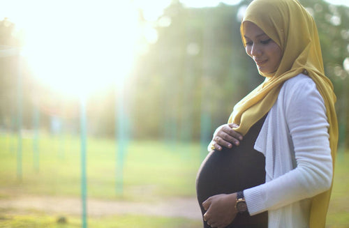 Natural Ways to Induce Labor: Fact vs Fiction