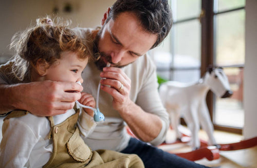 How to Suction Your Baby’s Stuffy Nose