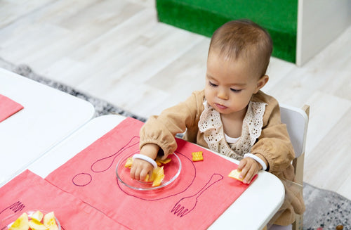 10 Tips for Teaching Table Manners to Your Tot