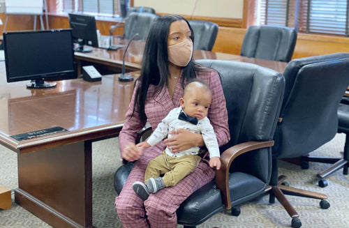 Bar Prep With a Baby? How SNOO Helped One Attorney-to-Be