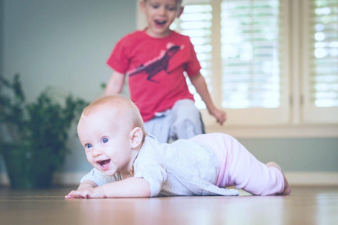 When Do Babies Crawl? Happiest Baby