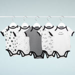 black-and-white-5-pack